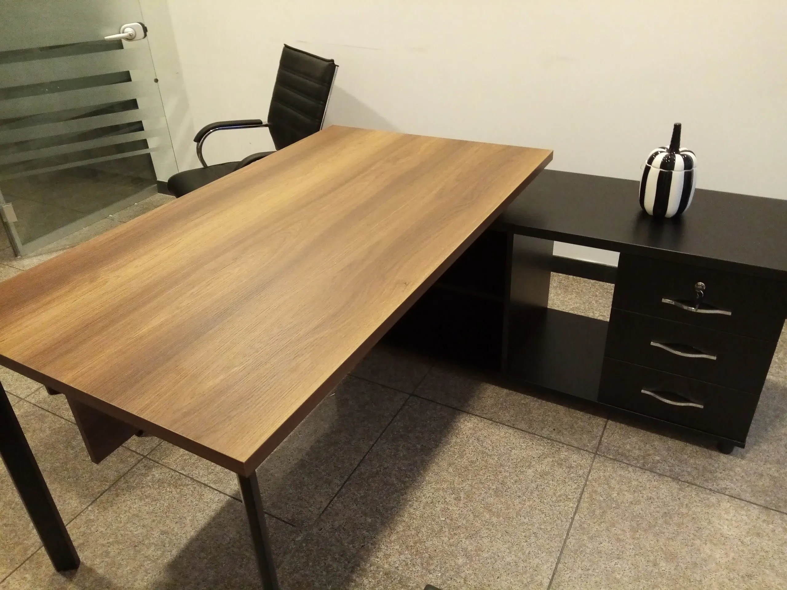 Prizma Eta Büromöbel-Set, K. Mese-schwarz – Ansicht 4