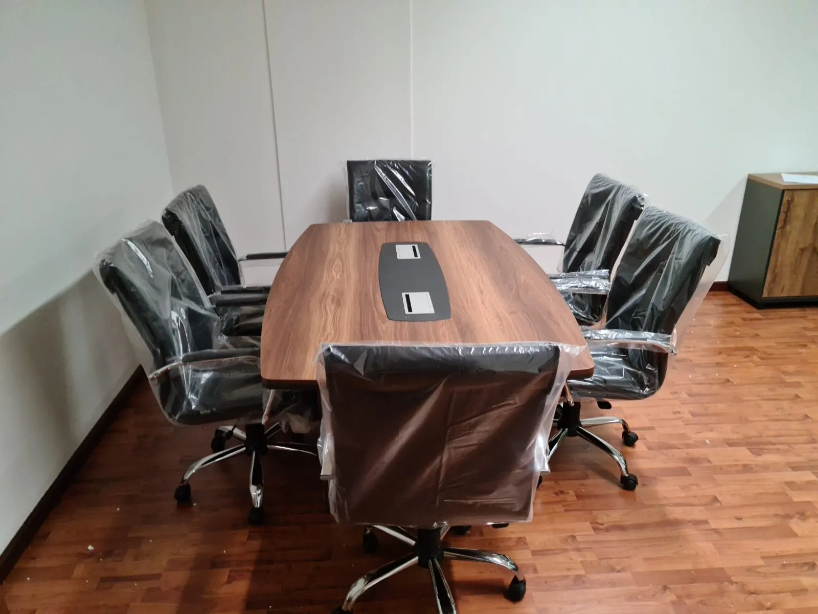 Morina Konferenztisch 200 cm Hamilton