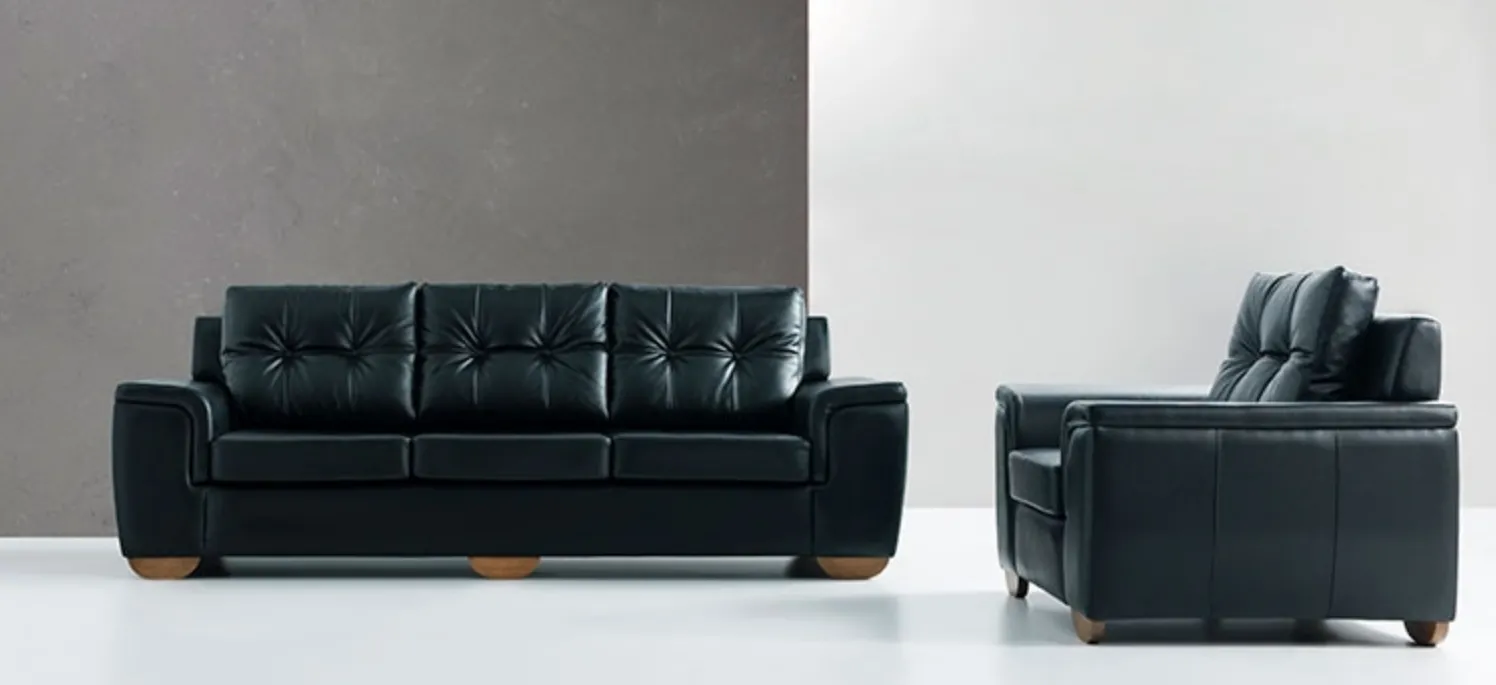 Kayra M Couch